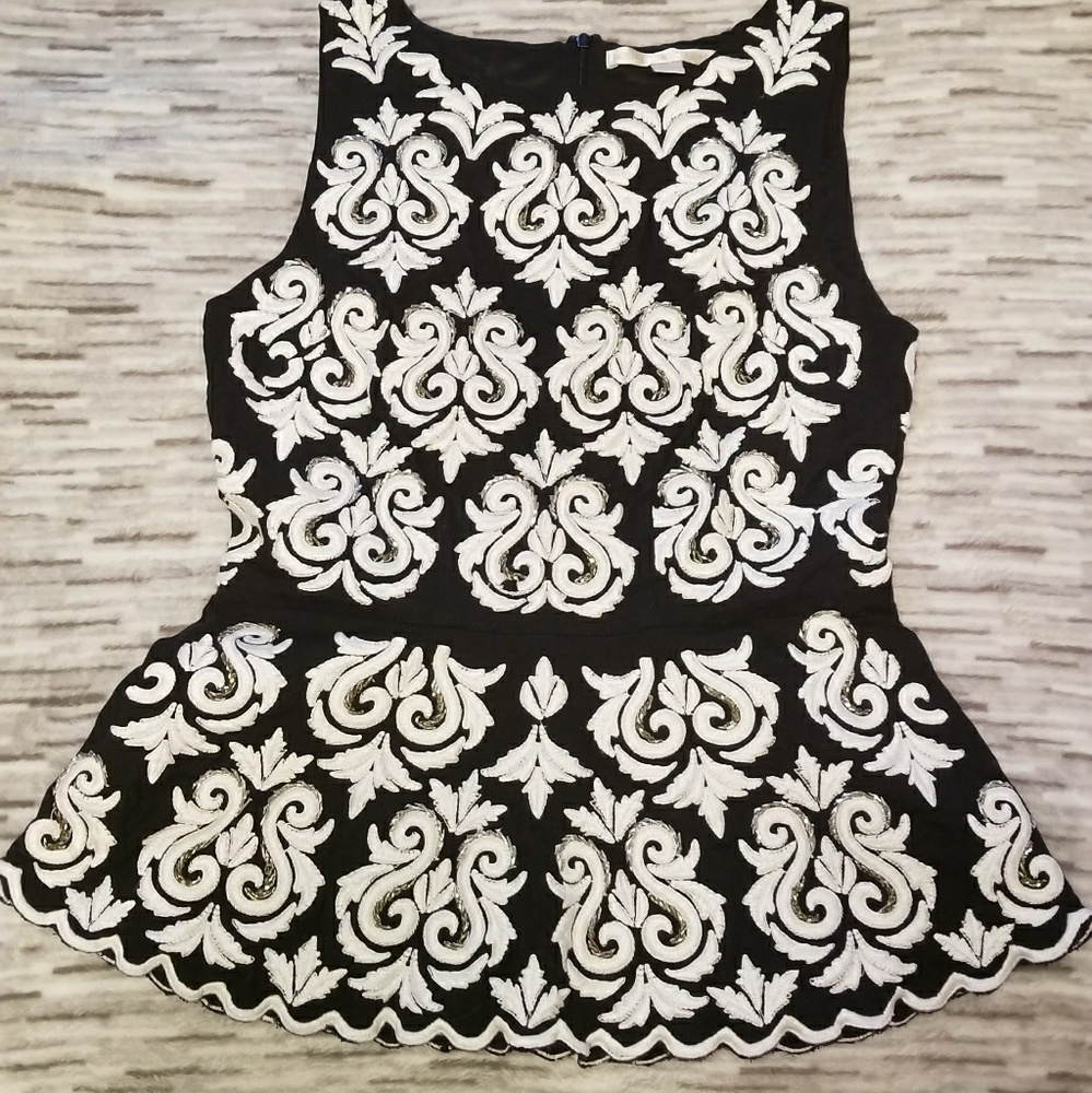 Embroidered Sleeveless Top
